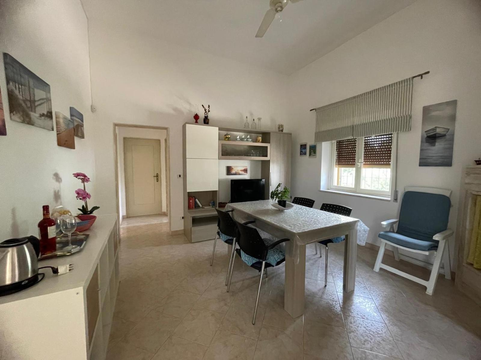 Villa Carmela A San Pietro In Bevagna Eksteriør billede